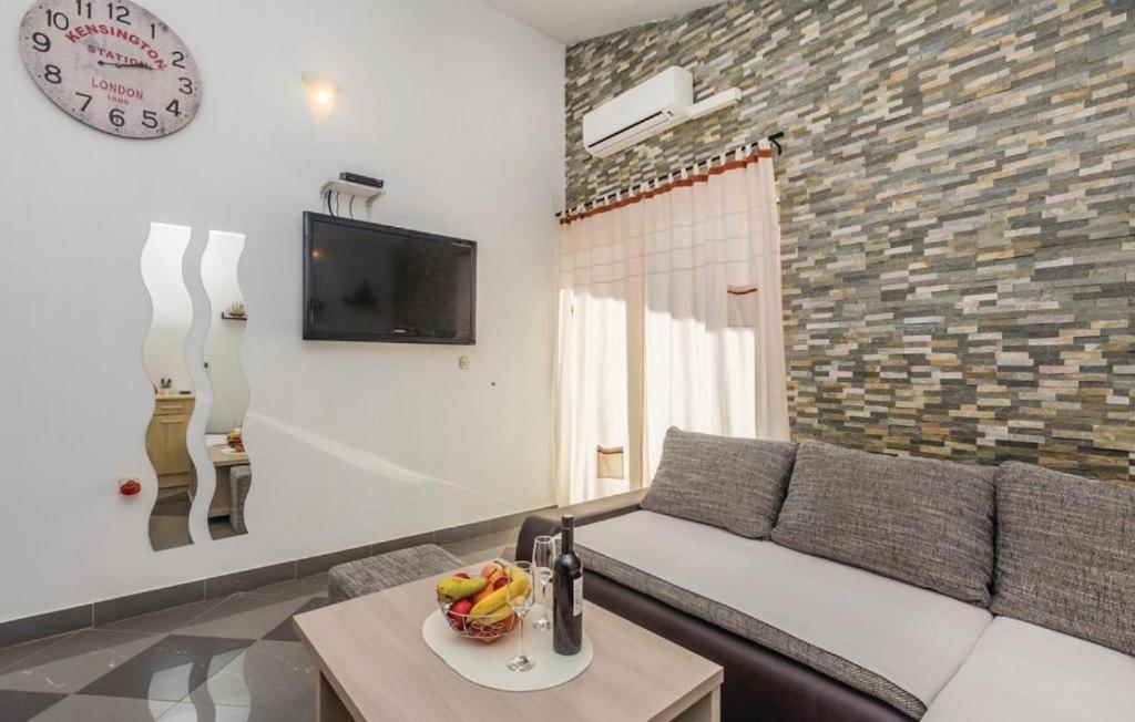 Apartmani Ivankovic Karlobag Luaran gambar